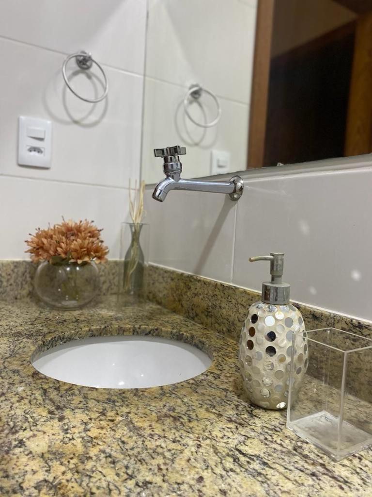 Apto Luxo Completo 3 Quartos Em Guriri 300 Mts Da Praia Wi-Fi Gratis São Mateus Buitenkant foto